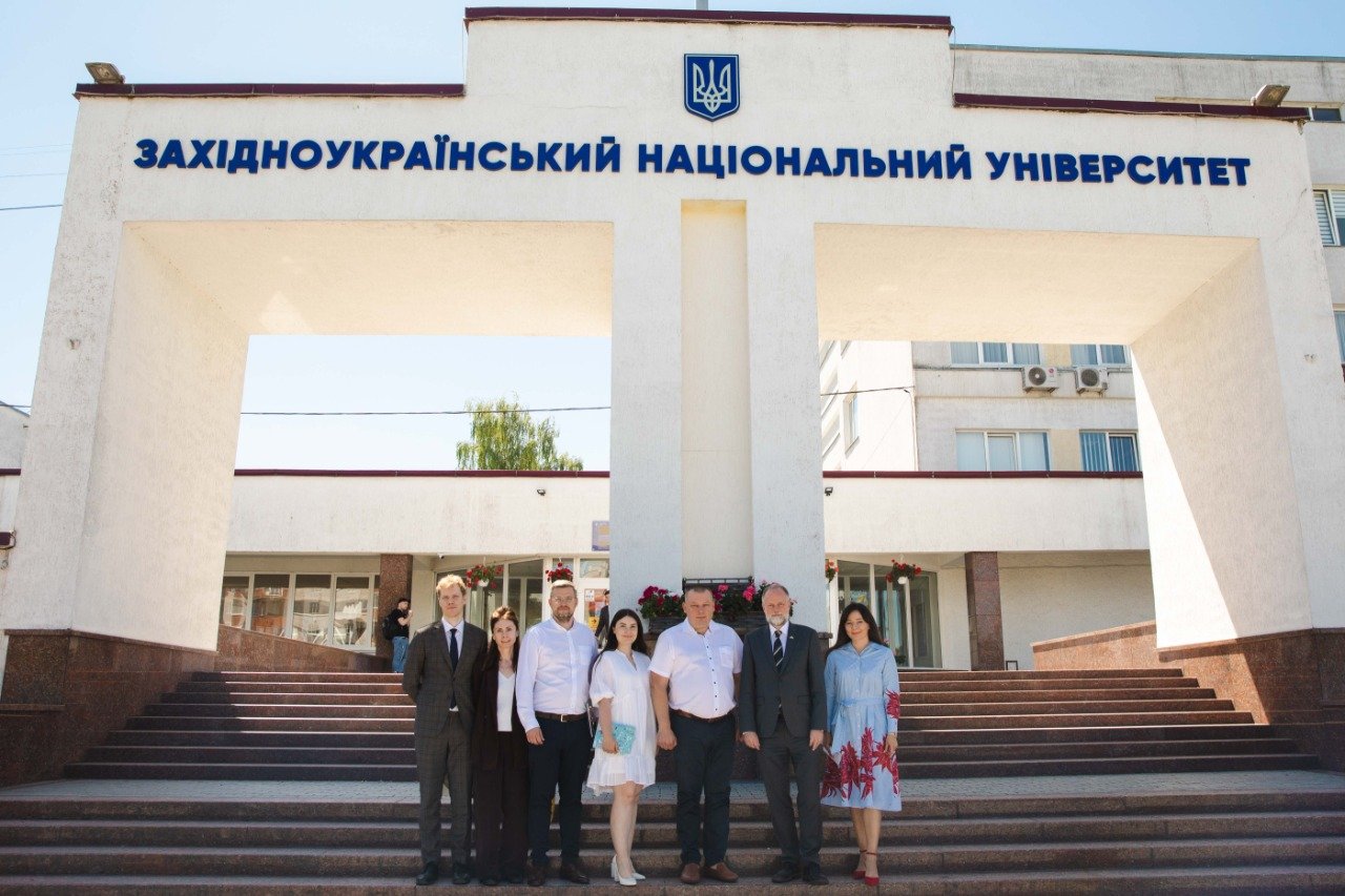 Візит Надзвичайного і Повноважного Посла Королівства Швеції в Україні Мартіна Оберга до ЗУНУ
