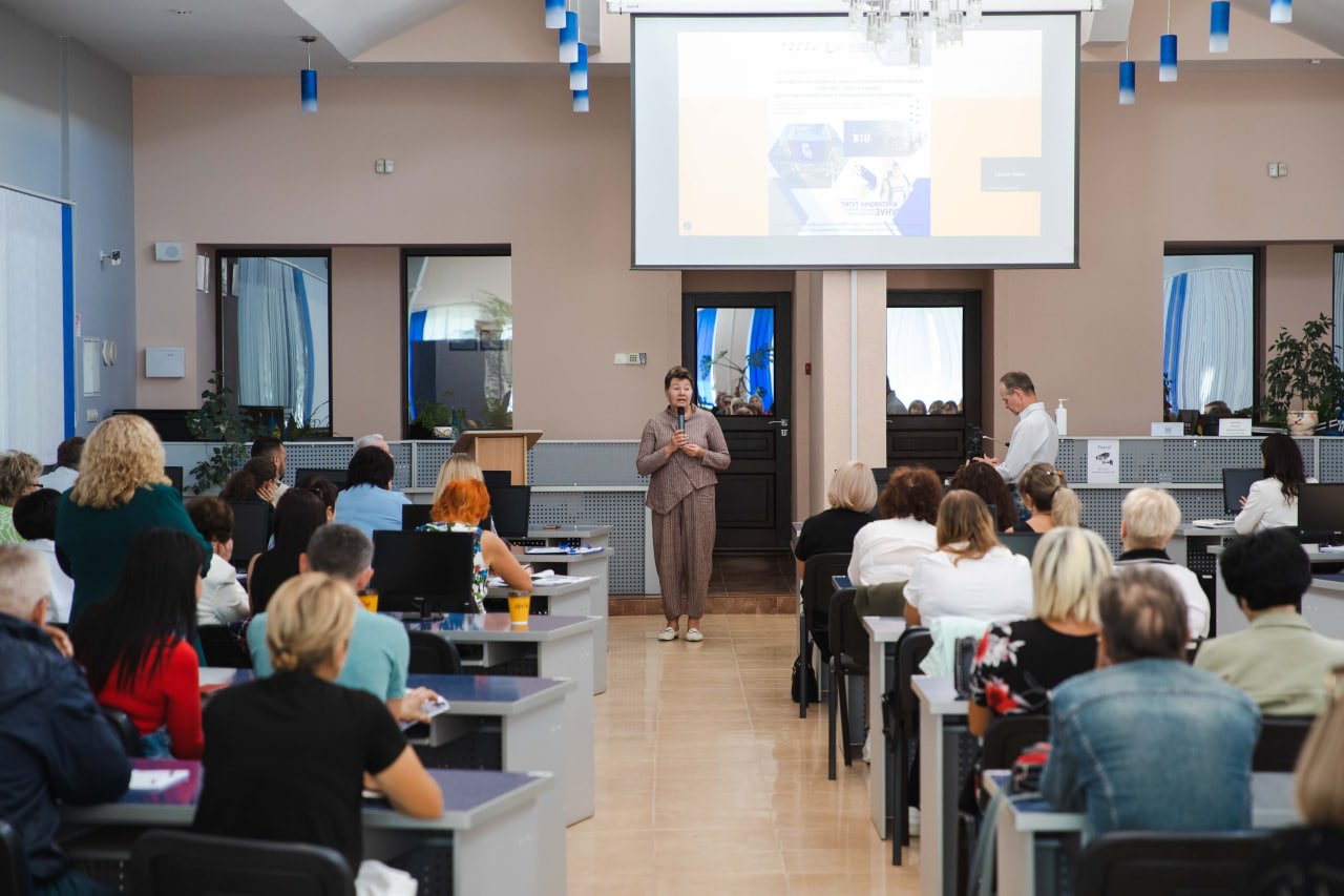Коучинг для вчителів природничої галузі в ЗУНУ