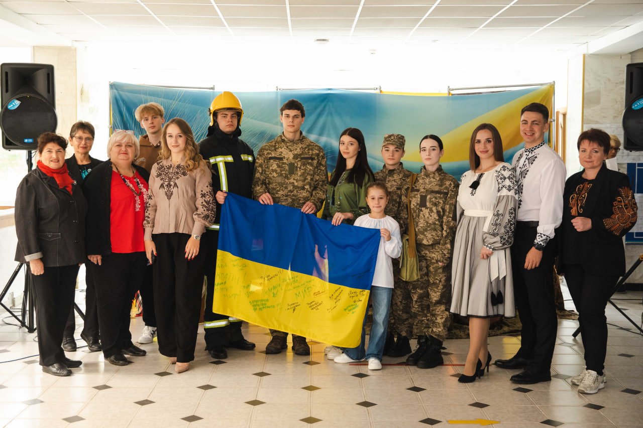 У ЗУНУ відбулась акція пам’яті та вдячності «Зупинись. Згадай. Вшануй»