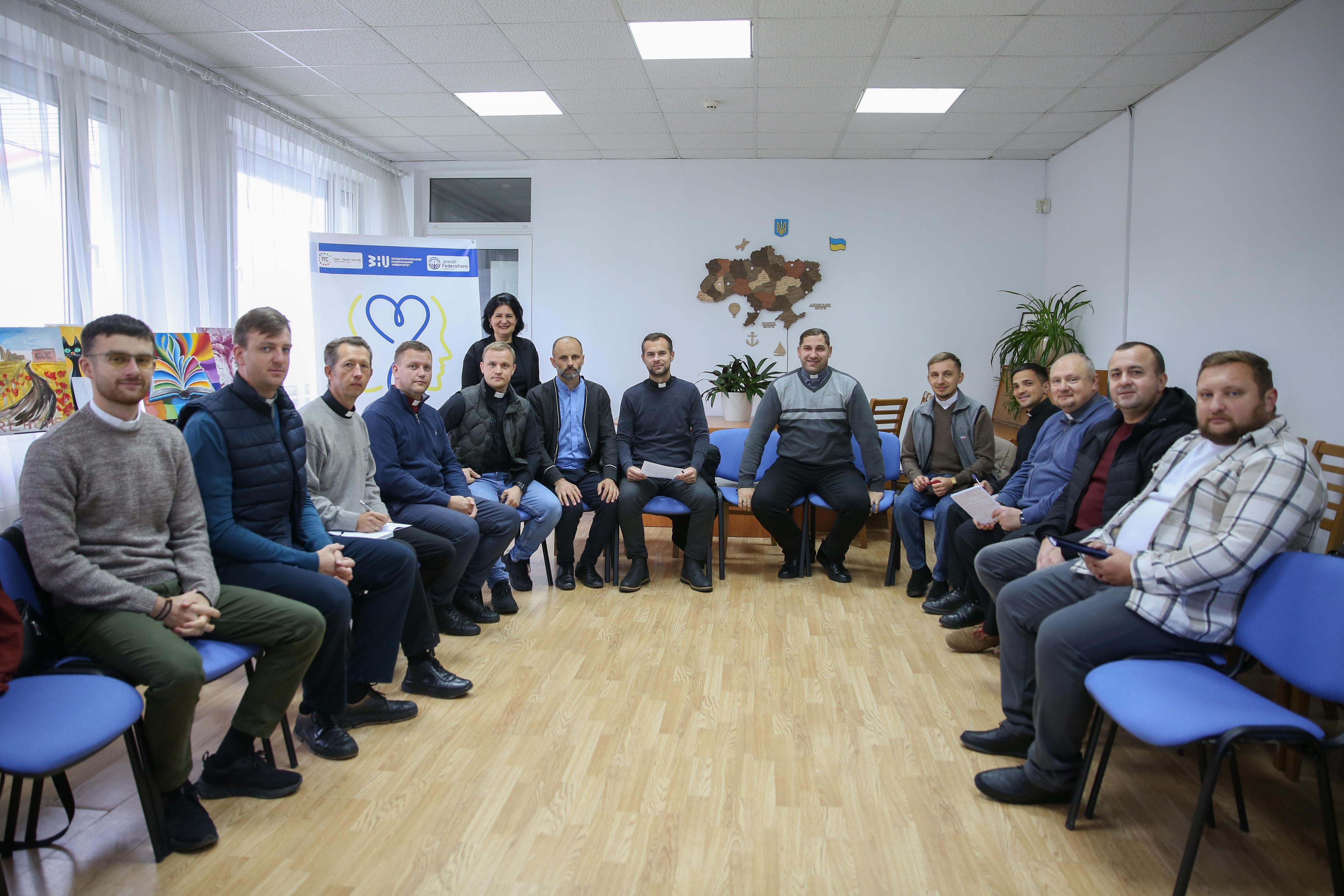 У ЗУНУ завершилися тренінгові курси для священнослужителів
