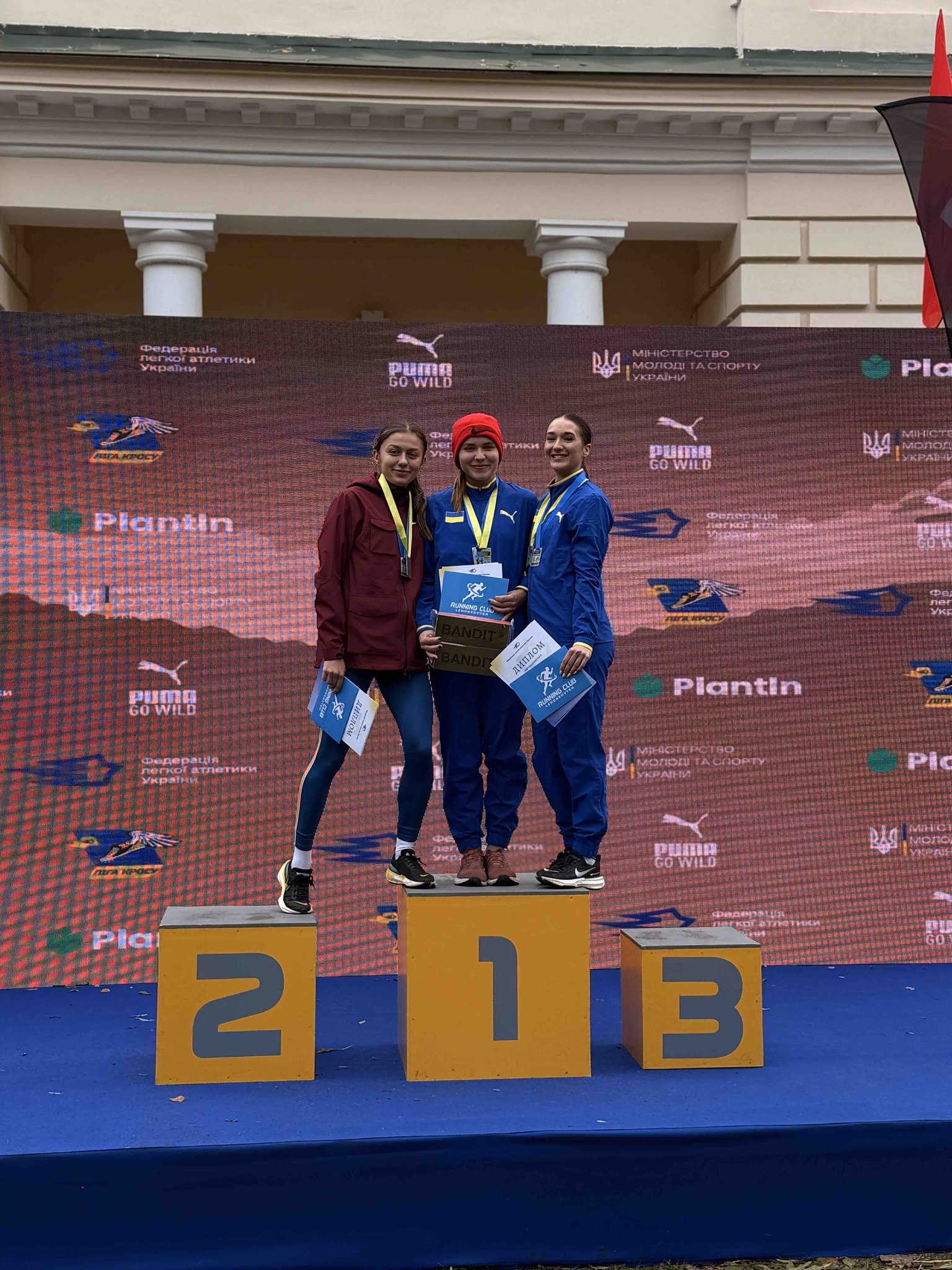 Студенти ЗУНУ на Чемпіонаті України з легкоатлетичного спорту