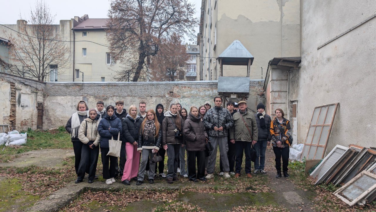Екскурсія студентів ЗУНУ до Музею політичних репресій