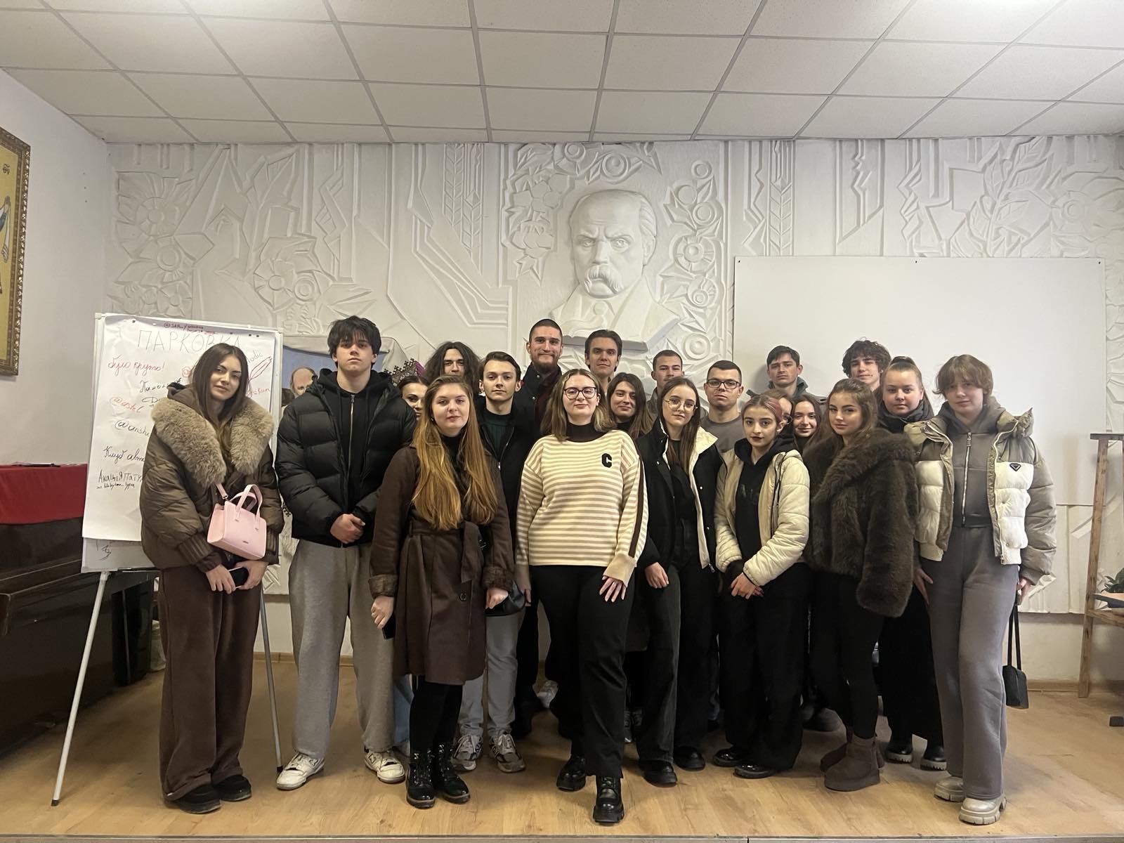 Студенти-політологи занурилися в історію політичної думки України під час тренінгу в «Просвіті»