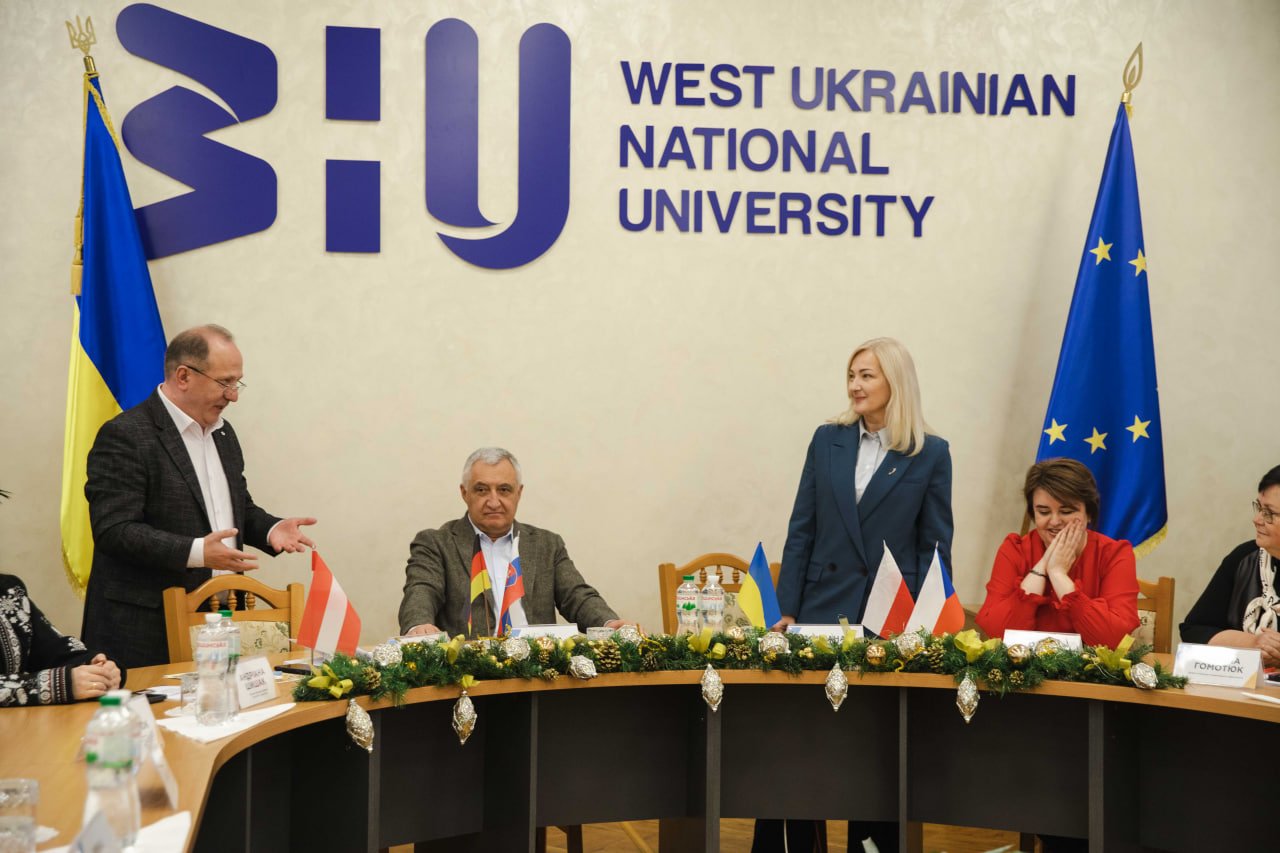 У ЗУНУ відбулася II Міжнародна науково-практична конференція «Інноваційні процеси освітньої сфери України та країн Центральної Європи: стан, проблеми і перспективи»