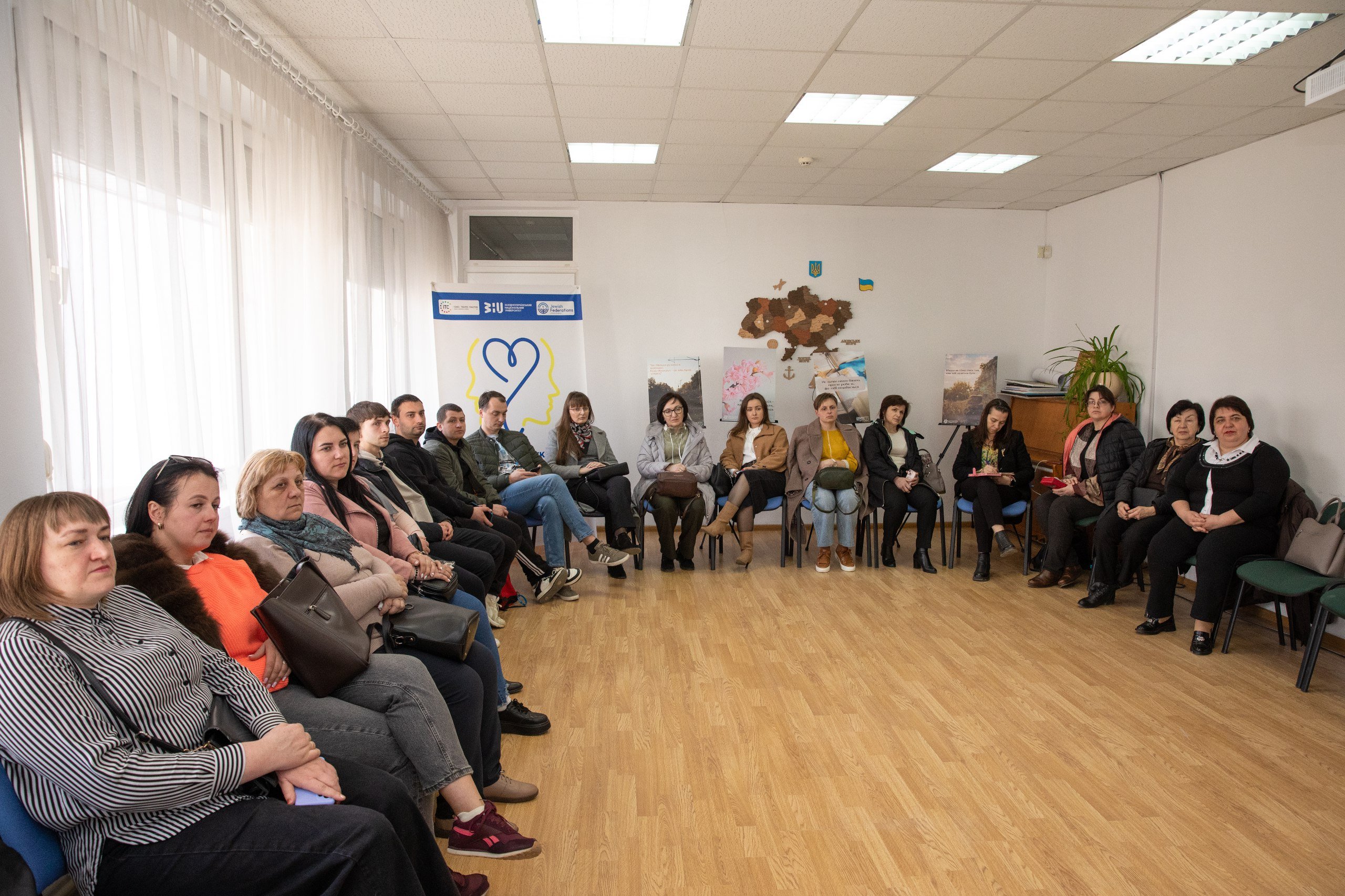 Центр резильєнтності проводить тренінги для освітян Тернопільщини щодо підтримки дітей, які переживають втрату