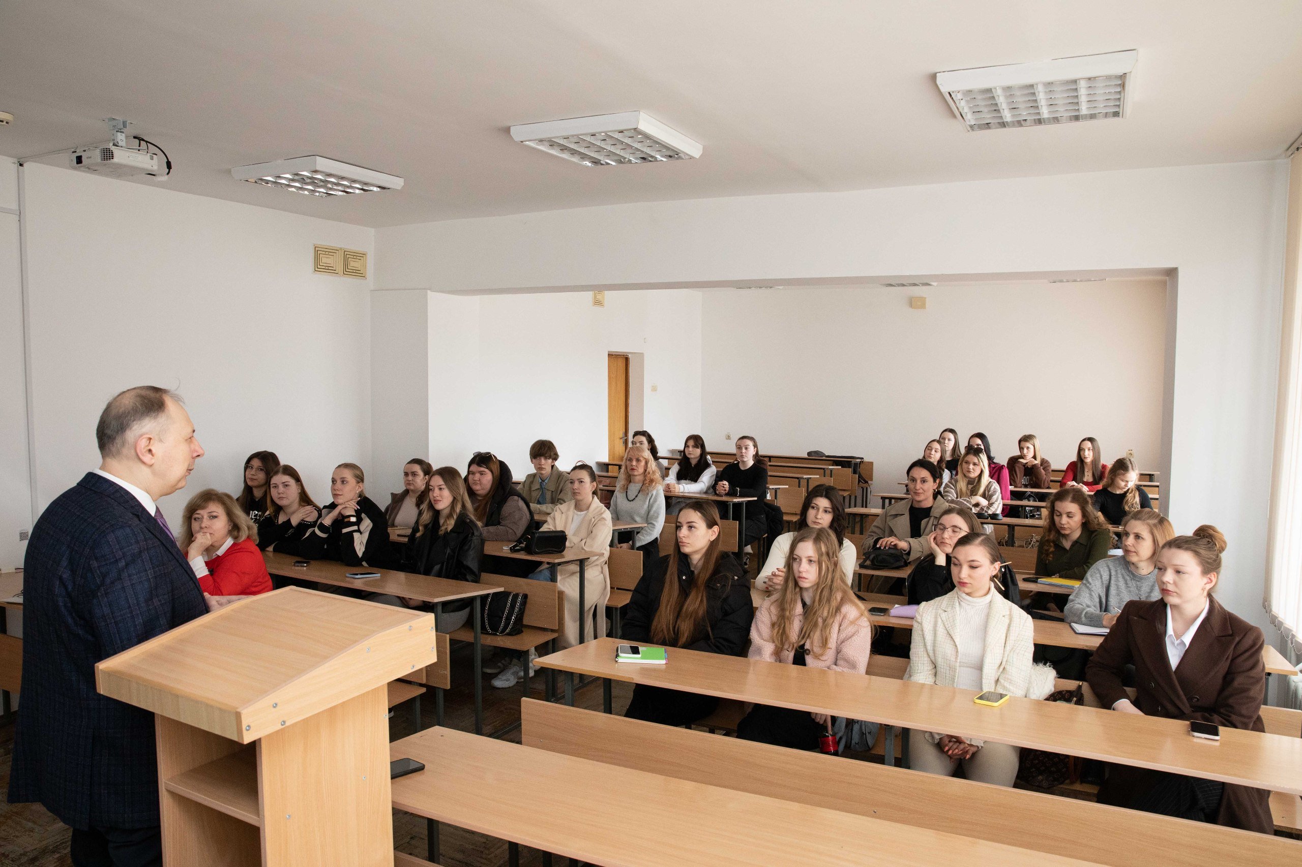 У ЗУНУ відбулася інтерактивна дуальна гостьова лекція для майбутніх психологів