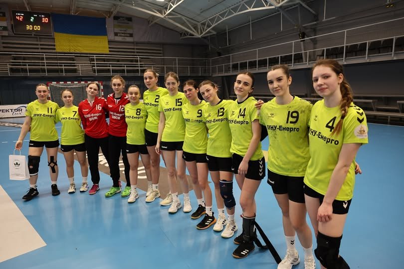 Жіноча збірна ЗУНУ здобула срібні нагороди на Чемпіонаті України з гандболу