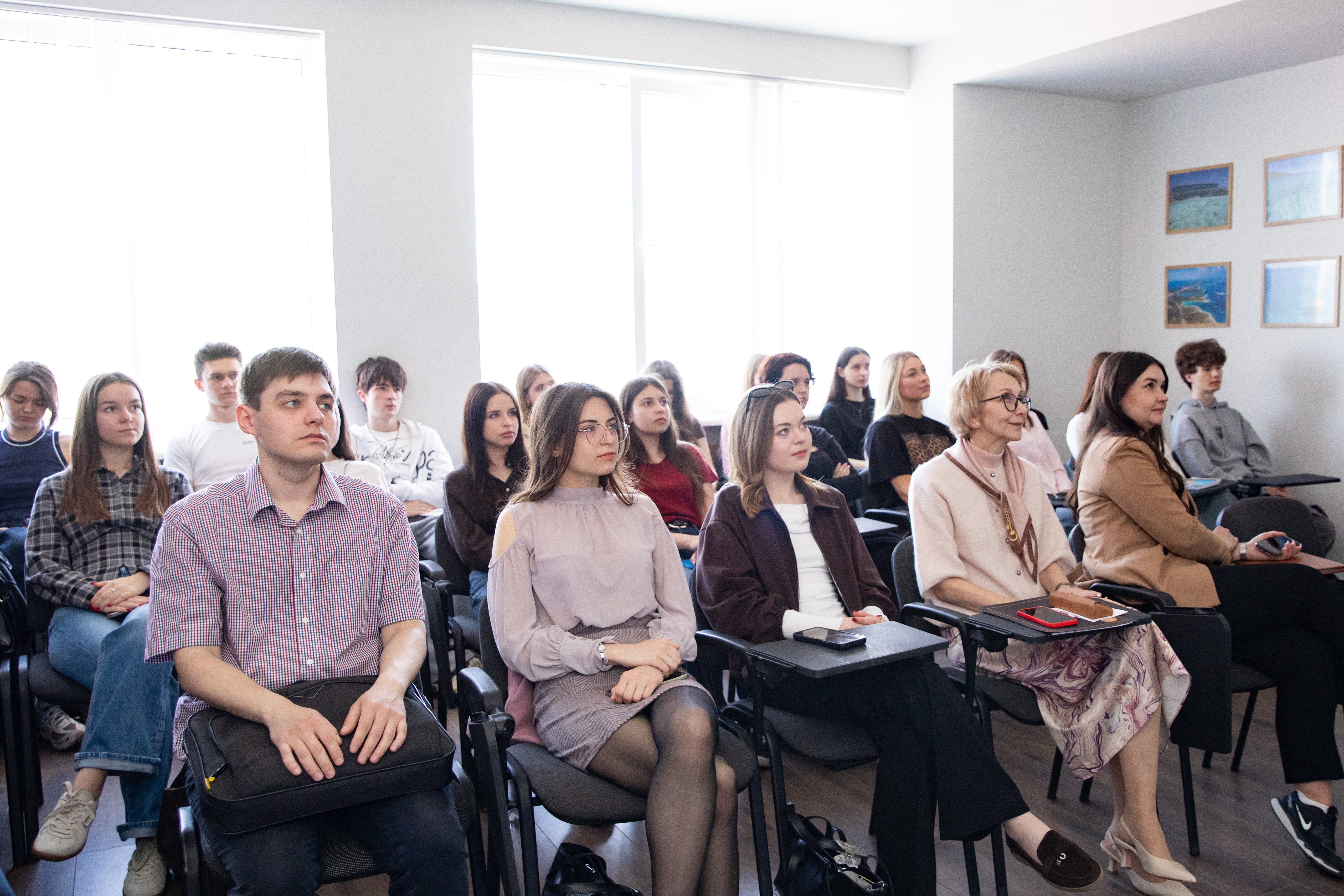 Дні Європи в ЗУНУ: гостьова лекція британської експертки