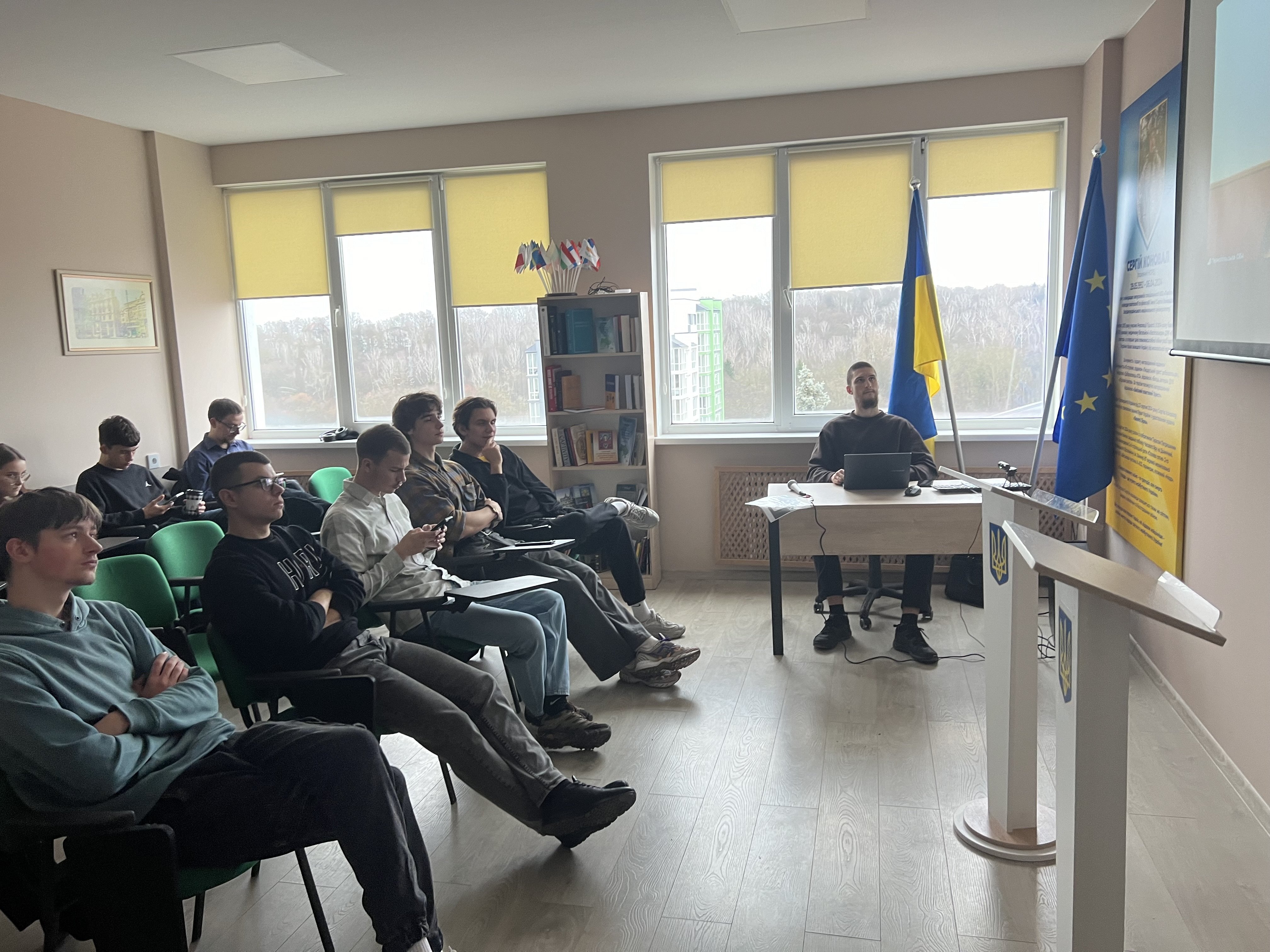 Засідання кафедри політології та філософії ім. С. Коновала